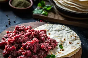 Tortillas savoureuses au bœuf haché et épices parfumées